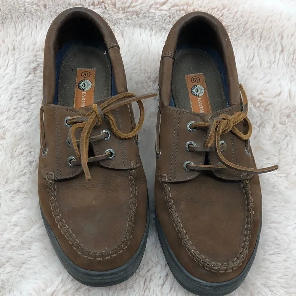Earth Shoe Boone brown leather boat shoes